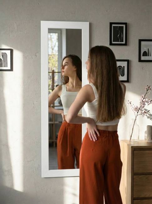 Зеркало настенное BeautyStyle 9 белый 138 см х 35 см