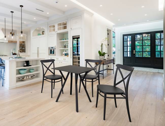 Подстолье пластиковое Max Legs Small черный 570х580х720 мм