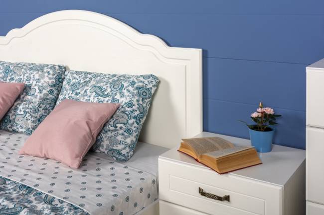 Кровать 1600 Ливерпуль с основанием и двумя тумбами цвет ясень ваниль/белый Кровать 1600 Ливерпуль с основанием и двумя тумбами цвет ясень ваниль/белый