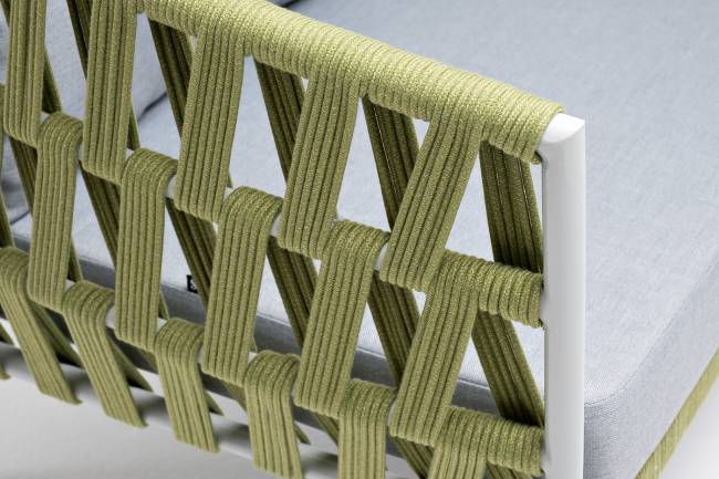 "Диего" диван 2-местный плетеный из роупа, каркас алюминий светло-серый (RAL7035) муар, роуп салатовый меланж круглый, ткань светло-серая