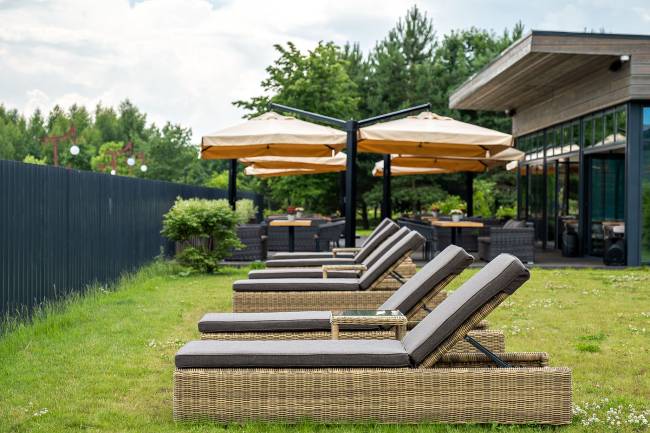 "Рим" шезлонг с подушкой, цвет соломенный "Рим" шезлонг с подушкой, цвет соломенный