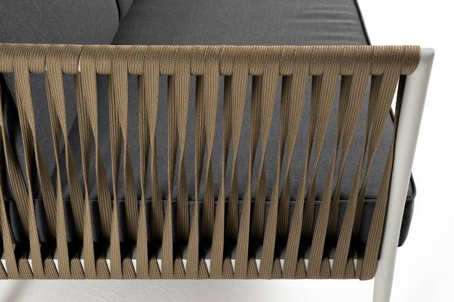 "Касабланка" диван 3-местный плетеный из роупа, каркас алюминий светло-серый (RAL7035) муар, роуп серо-коричневый 23мм, ткань серая 017 "Касабланка" диван 3-местный плетеный из роупа, каркас алюминий светло-серый (RAL7035) муар, роуп серо-коричневый 23мм, ткань серая 017