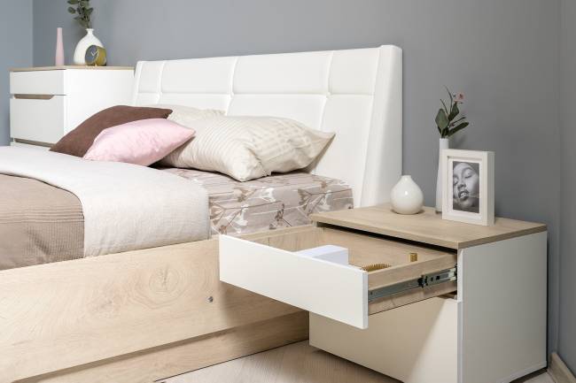 Комплект мебели Муссон № 19 в Вашу спальню цвет белый/чёрный/дуб эндгрейн элегантный/кожзам белый Комплект мебели Муссон № 19 в Вашу спальню цвет белый/чёрный/дуб эндгрейн элегантный/кожзам белый