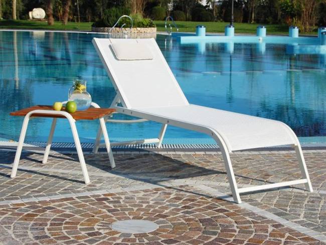 Шезлонг-лежак металлический Comfort 2080х620х400 мм Шезлонг-лежак металлический Comfort 2080х620х400 мм